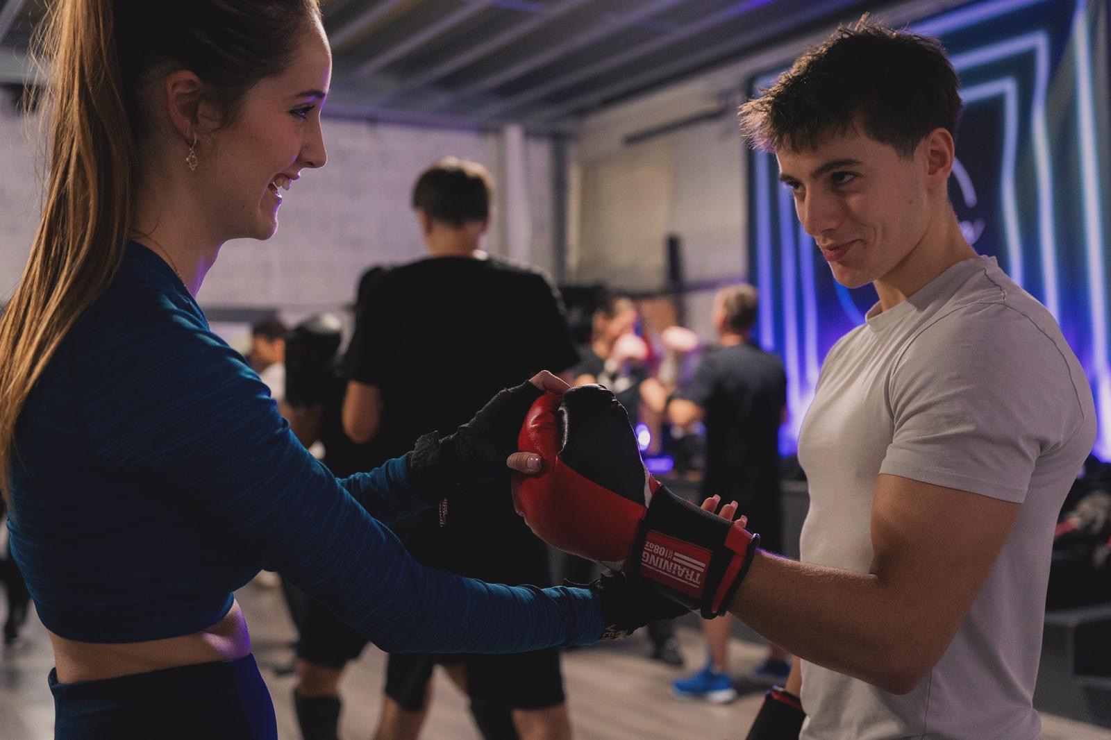 Deux adhérents pendant un entraînement